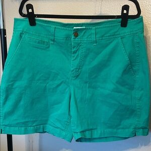 Market & Spruce Vibrant Green Women's Shorts